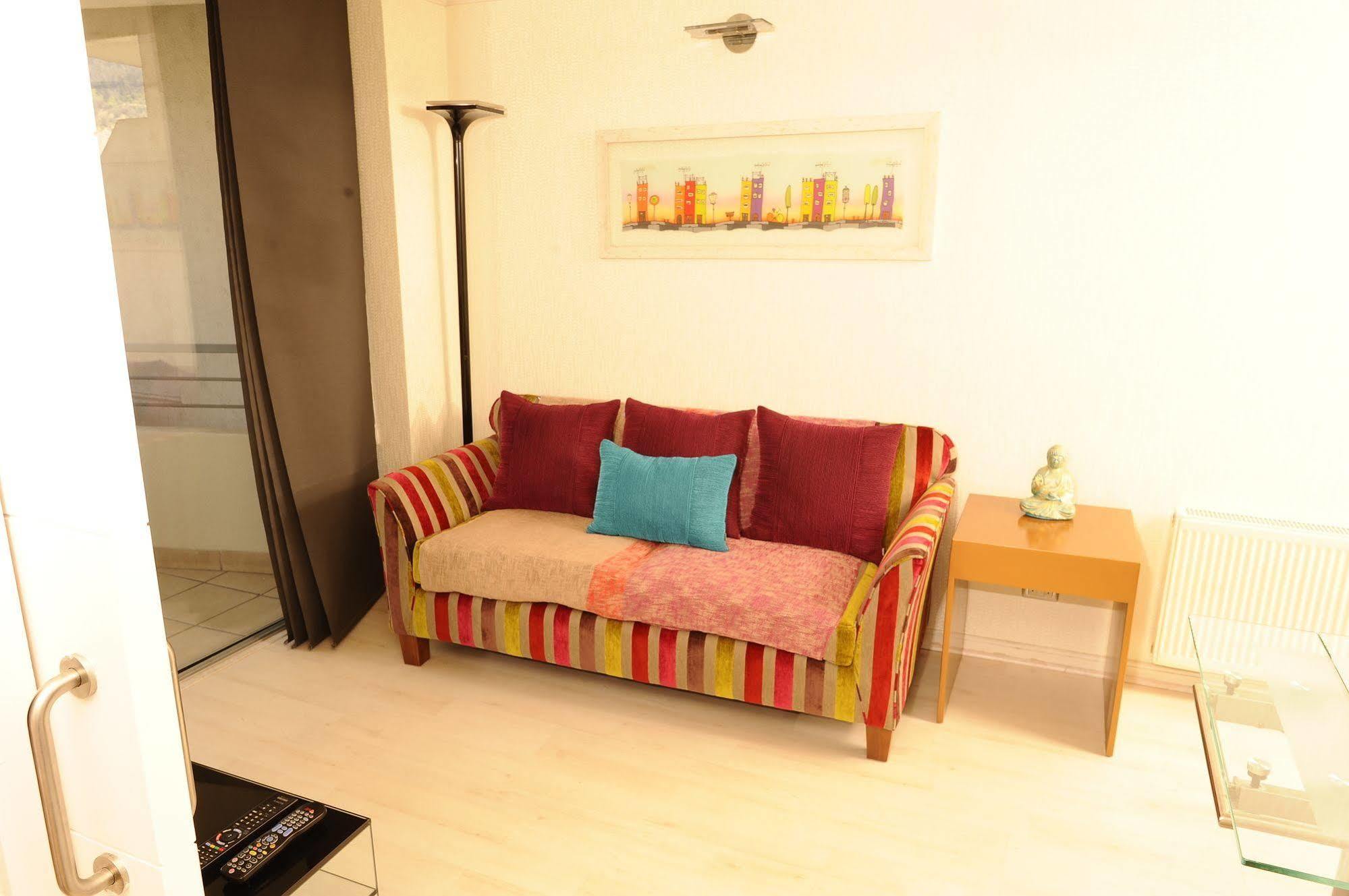 Chilean Suites And Apartment Santiago Buitenkant foto
